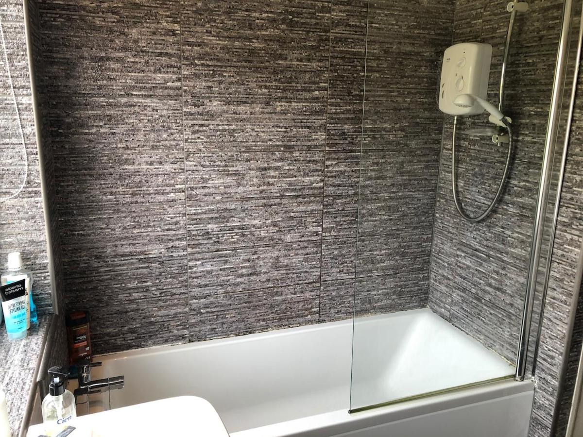 Cozy Little House 3 Minutes From Brunswick Train Holiday home Liverpool